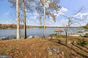 1262 S Lakeshore Dr, Louisa, VA 23093 - Photo 37