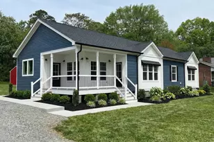 104 Henson Ave, Louisa, VA 23093 - Photo 1