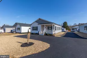 824 Mineral Ave, Mineral, VA 23117 - Photo 1