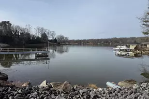 2367 N Lakeshore Dr, Louisa, VA 23093 - Photo 9