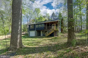 2367 N Lakeshore Dr, Louisa, VA 23093 - Photo 7