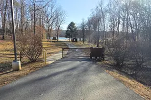 219 Oakwood Dr, Mineral, VA 23117 - Photo 93