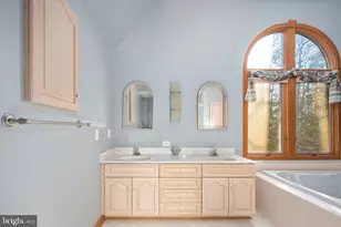 54 Tara Cir, Bumpass, VA 23024 - Photo 47