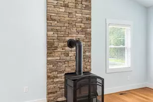 216 Cooke Ln, Bumpass, VA 23024 - Photo 5