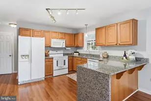 801 S Lakeshore Dr, Louisa, VA 23093 - Photo 13