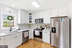 536 Pine Harbour Dr, Mineral, VA 23117 - Photo 23