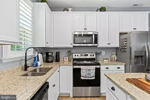 296 Robbie Rd, Bumpass, VA 23024 - Photo 5