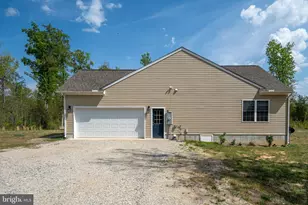 564 Equestrian Landing Trail, Bumpass, VA 23024 - Photo 37