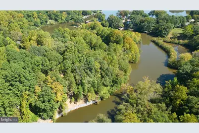 1242 N Lakeshore Drive, Louisa, VA 23093 - Photo 29