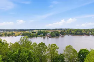 303 Pine Dr, Louisa, VA 23093 - Photo 3