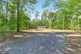 302 Raccoon Ln, Louisa, VA 23093 - Photo 1