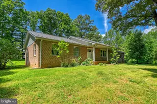 321 Willow Oak Ln, Bumpass, VA 23024 - Photo 1