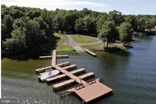 923 Anna Coves Blvd, Mineral, VA 23117 - Photo 21