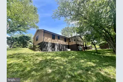 110 Patrick Henry Dr, Louisa, VA 23093 - Photo 5