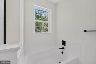 126 Hickory Ln, Bumpass, VA 23024 - Photo 35
