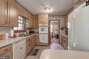 8858 Poindexter Rd, Louisa, VA 23093 - Photo 9