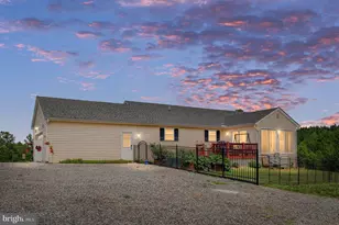 160 Lancaster Ct, Louisa, VA 23093 - Photo 3