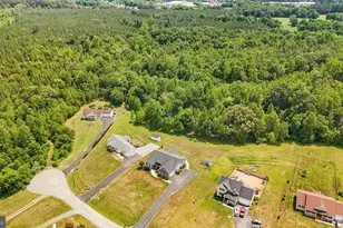 160 Lancaster Ct, Louisa, VA 23093 - Photo 7