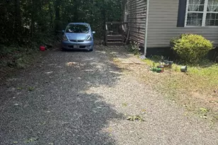 143 Oakland Pl, Louisa, VA 23093 - Photo 5