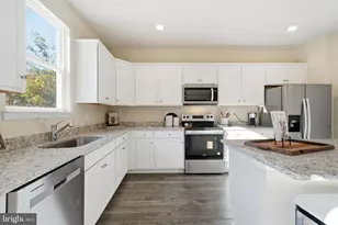 234 Glenmore Ln, Keswick, VA 22947 - Photo 7