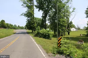 24118 Trailhead Dr, Aldie, VA 20105 - Photo 11