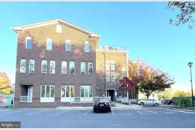 305 Harrison Street SE, Leesburg, VA 20175 - Photo 3