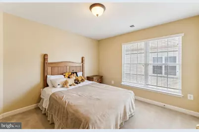 25670 S Village Drive, Chantilly, VA 20152 - Photo 11