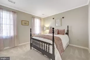 21039 Barcroft Way, Sterling, VA 20164 - Photo 39