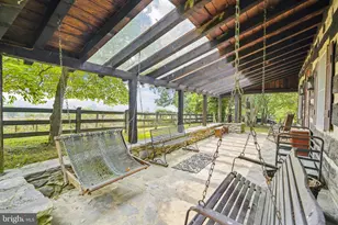 18285 Foundry Rd, Purcellville, VA 20132 - Photo 3