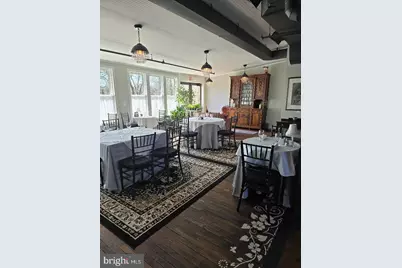 6 W Loudoun Street, Round Hill, VA 20141 - Photo 11