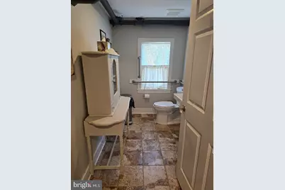 6 W Loudoun Street, Round Hill, VA 20141 - Photo 13