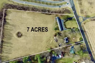 36169 Loudoun St, Round Hill, VA 20141 - Photo 1