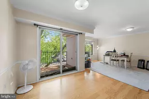 125 Clubhouse Dr SW, Leesburg, VA 20175 - Photo 11