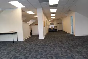 602 S King St, Leesburg, VA 20175 - Photo 1