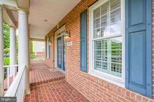 22838 Arbor View Dr, Brambleton, VA 20148 - Photo 5