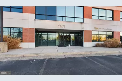 23475 Rock Haven Way #260, Sterling, VA 20166 - Photo 3