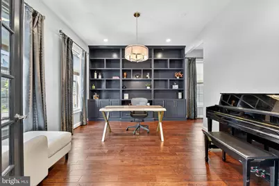 20624 Holyoke Drive, Ashburn, VA 20147 - Photo 5