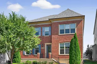 20624 Holyoke Dr, Ashburn, VA 20147 - Photo 1