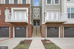 43368 Town Gate Square, Chantilly, VA 20152 - Photo 3