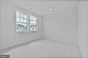 42010 Night Nurse Cir, Ashburn, VA 20148 - Photo 45