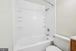 500 Giles Pl, Sterling, VA 20164 - Photo 29