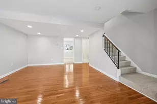 500 Giles Pl, Sterling, VA 20164 - Photo 7