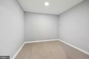 500 Giles Pl, Sterling, VA 20164 - Photo 15