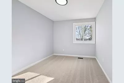 500 Giles Place, Sterling, VA 20164 - Photo 33