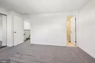 502 Giles Pl, Sterling, VA 20164 - Photo 29