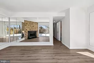 502 Giles Pl, Sterling, VA 20164 - Photo 13