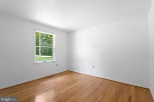 21087 Goldfinch Ln, Leesburg, VA 20175 - Photo 11