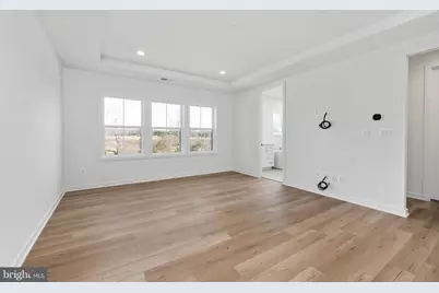 23359 Parkside Village Circle, Aldie, VA 20105 - Photo 11