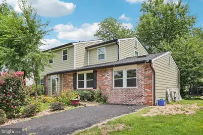 104 N Garfield Road, Sterling, VA 20164 - Photo 1