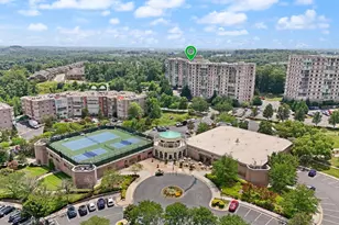 19385 Cypress Ridge Terrace, Leesburg, VA 20176 - Photo 31